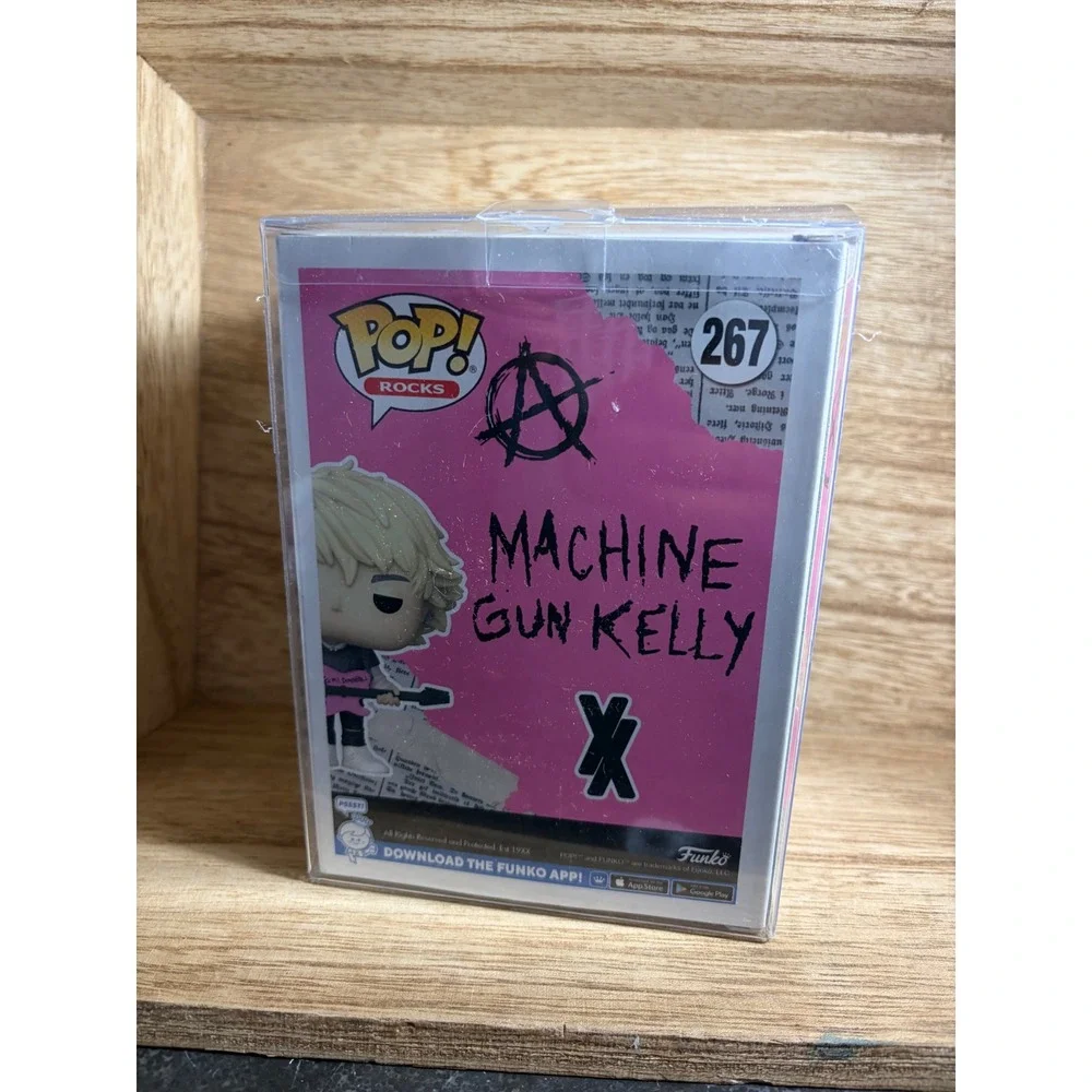 Funko Pop Rocks Machine Gun Kelly 267 Vinyl Figure MGK Pink Guitar Collectible
